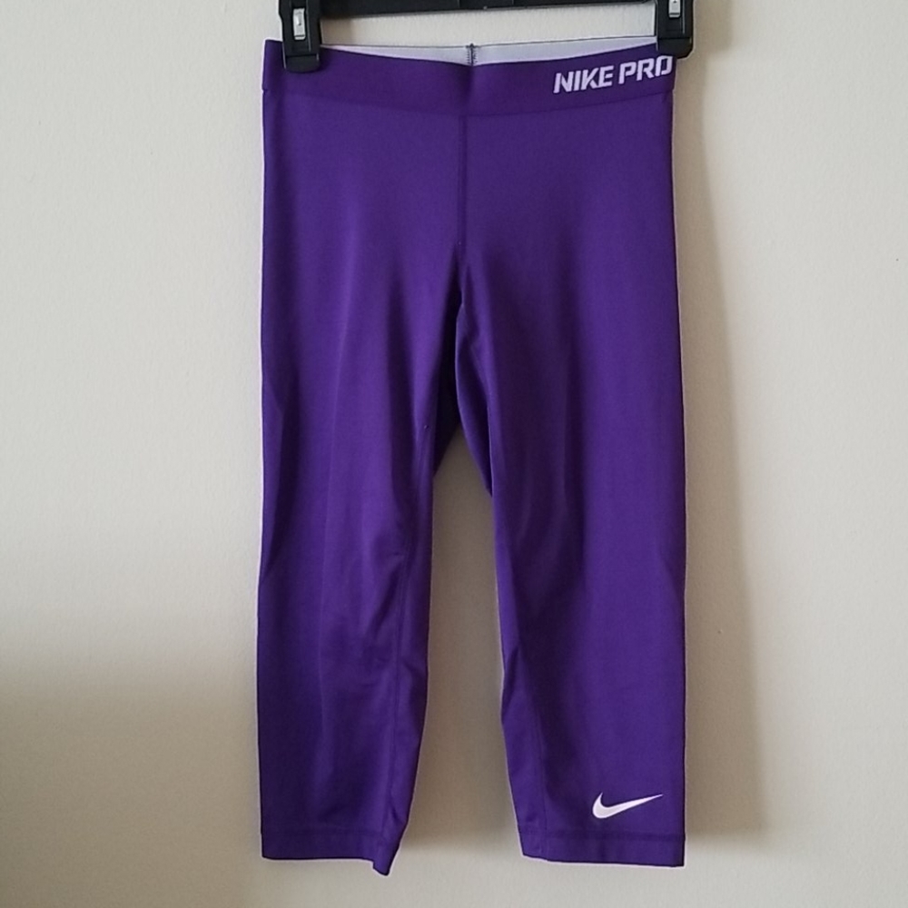 Purple Nike Pro leggings